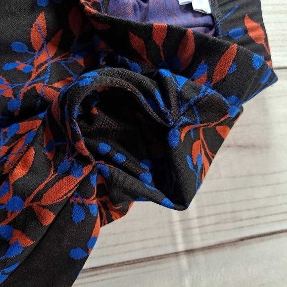 Lularoe Skirt Size L - Picture 6 of 9